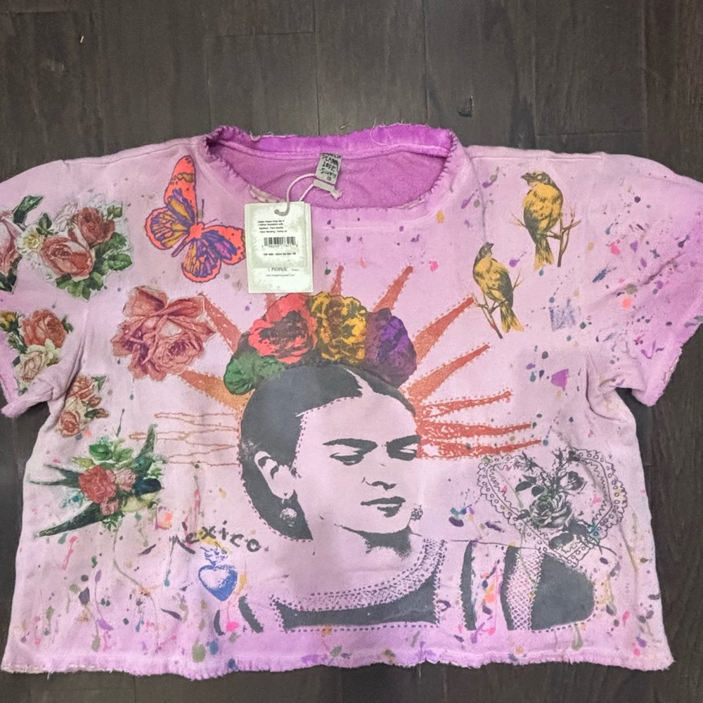 Magnolia Pearl Colorful Graphic short sleeve sweatshirt Pristine cond,wtags